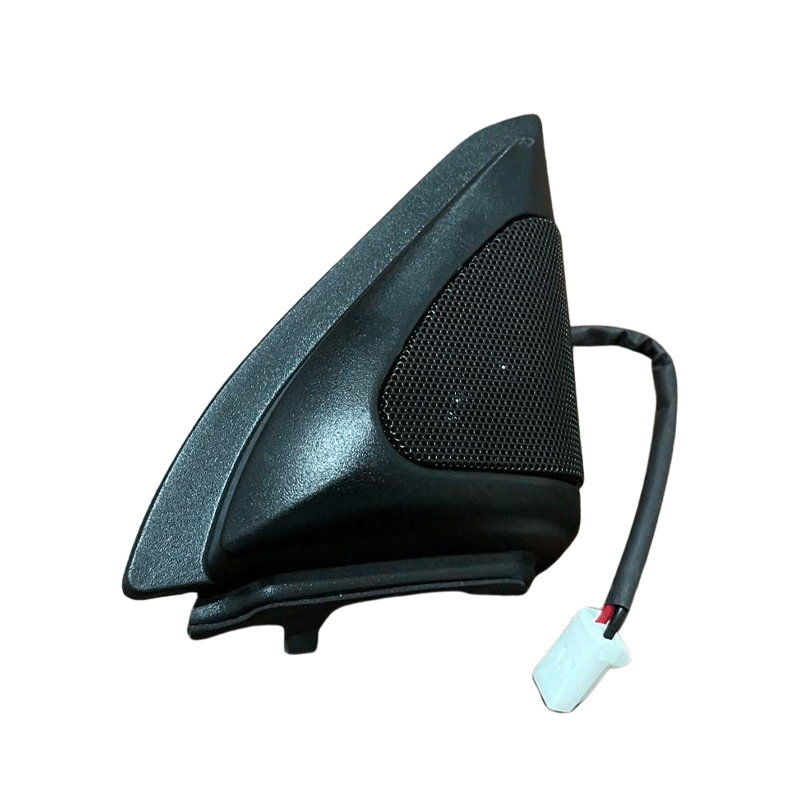 تیوتر لچکی لیفان 620 سمت راست