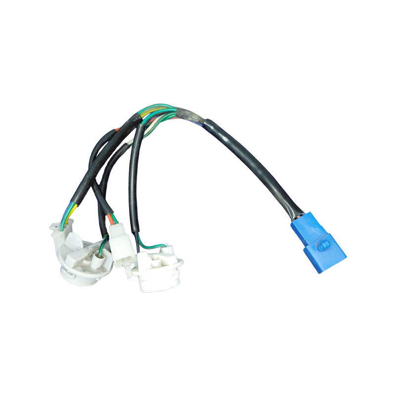 سوکت و جا لامپی چراغ عقب لیفان 620