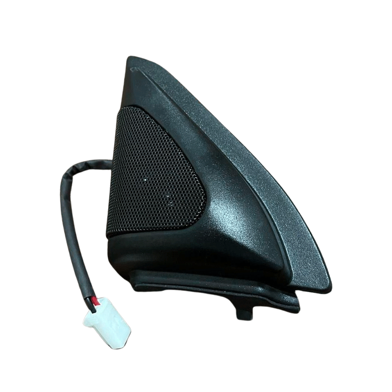 تیوتر لچکی لیفان 620 سمت راست